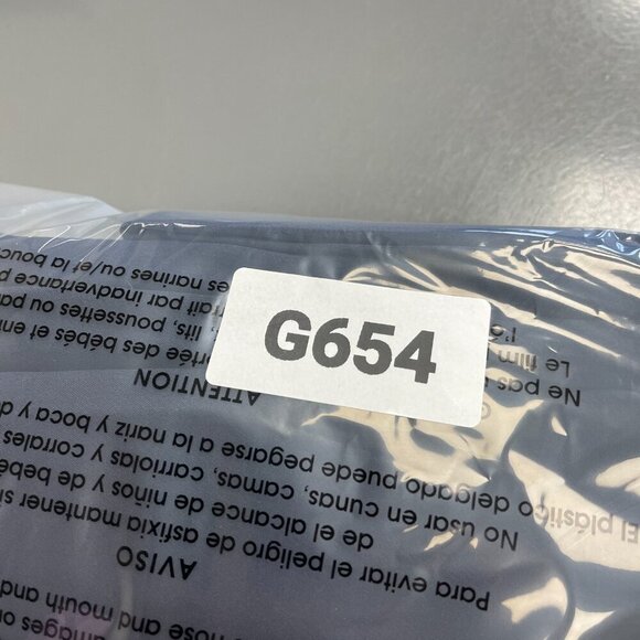 NEW Kirkland Signature Women's L  Ankle Pants Navy Blue Polyester - Picture 10 of 10